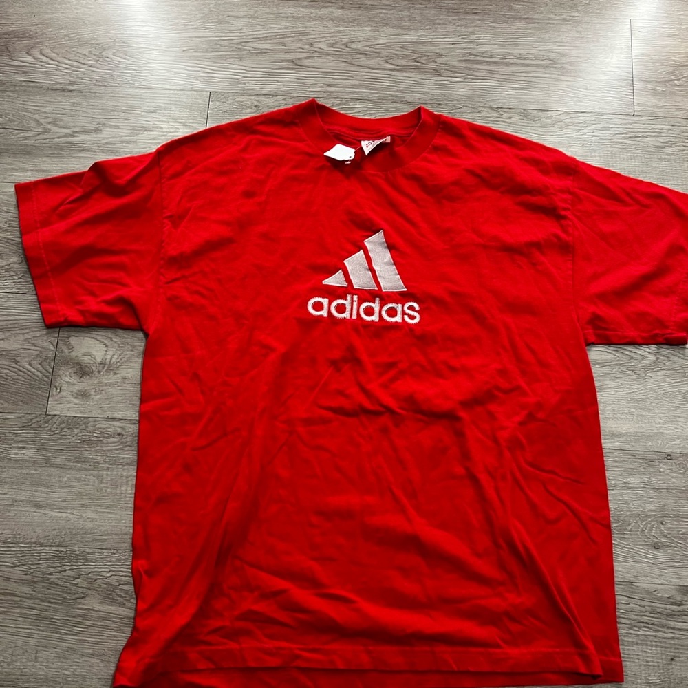 Adidas Red Short Sleeve Tee with Iconic Logo
